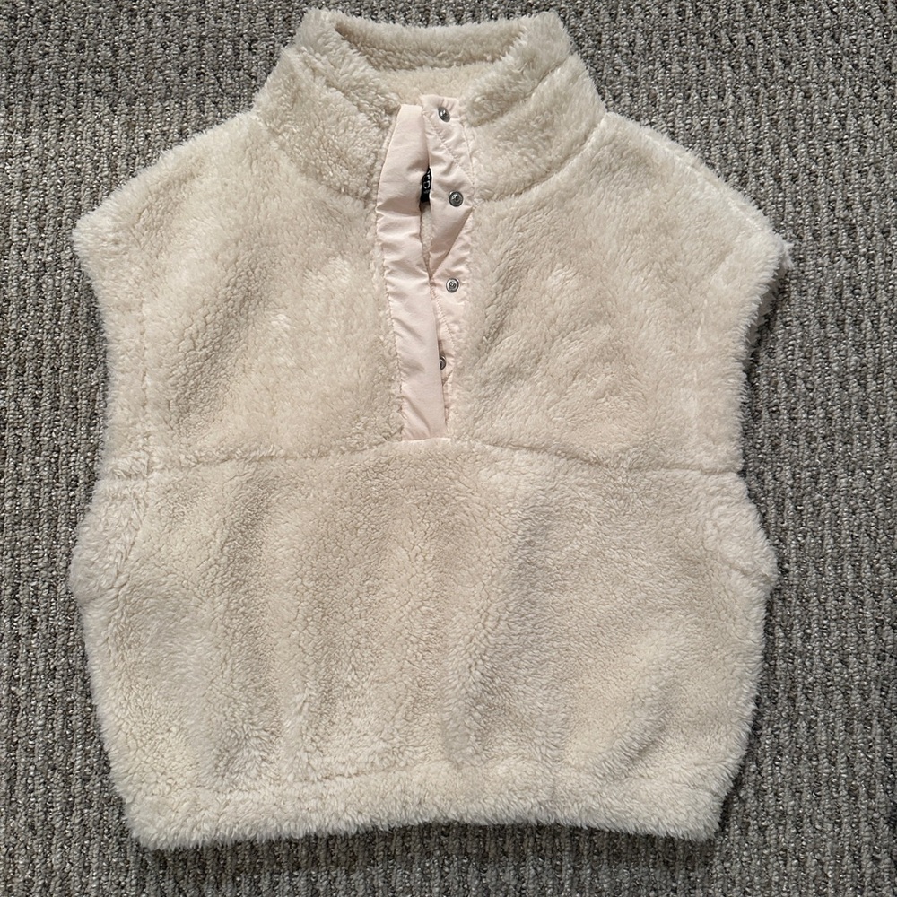 H&M Cream Fleece Vest